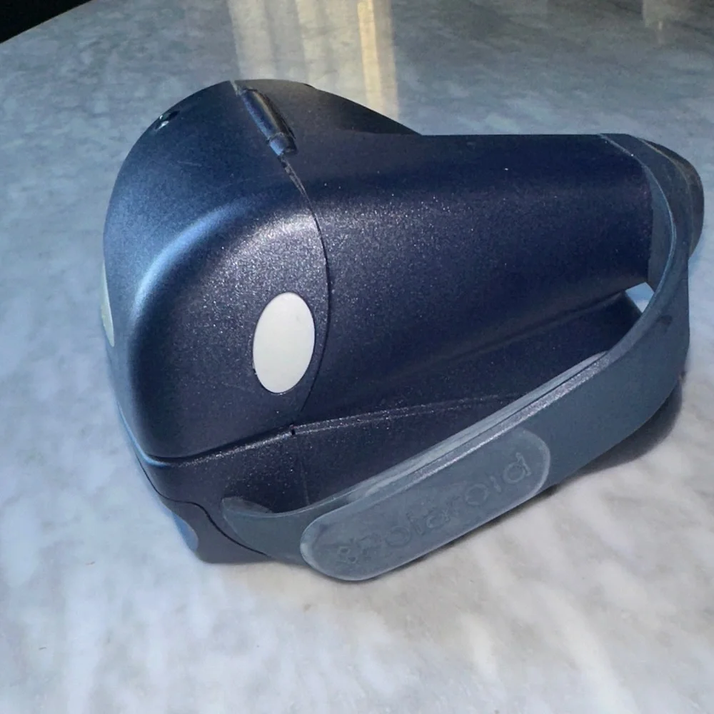 Vintage Polaroid 600 Round Instant Film Camera Express 600 film (Blue)